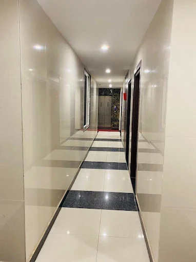 Clean corridor